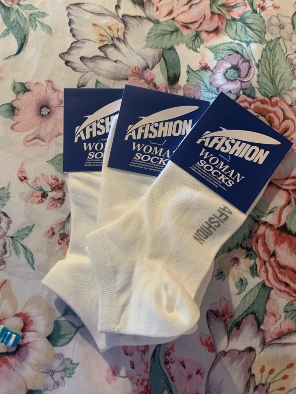 White Women's Low-Cut Socks - 3 Pack Size 6-10